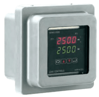 Dwyer 1/4 DIN Control Enclosure, Model A-900 & A-901